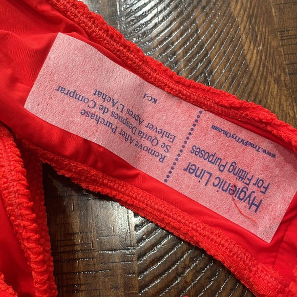 GOOD AMERICAN Always Fit One Piece Swimsuit - Picture 8 of 10